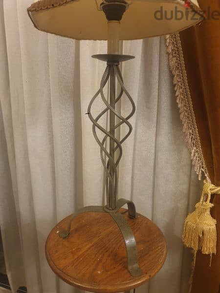 vintage lampadaire,a piece of art,art nouveau,with beautiful shade 1