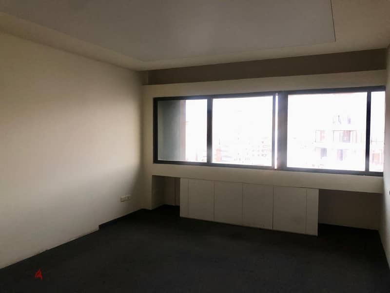 85 Sqm | Decorated office for rent in Baouchrieh 0