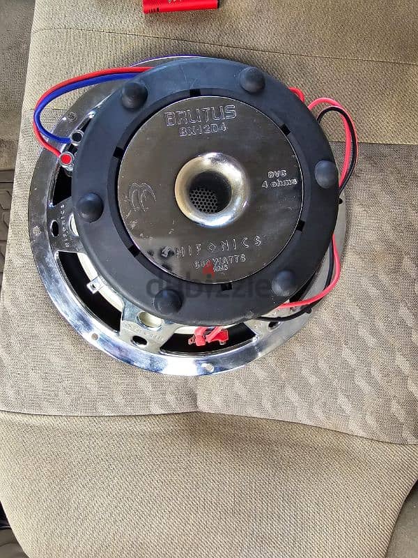 suboofer made in usa 600rms 1