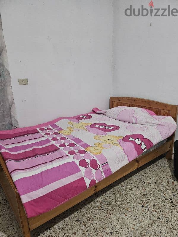 Bed 120cm + mattress very good condition (Quantity:2) 1