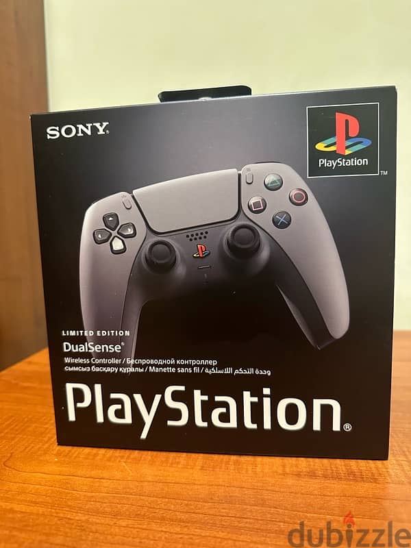 ps5 30th anniversary controller limited edition 3