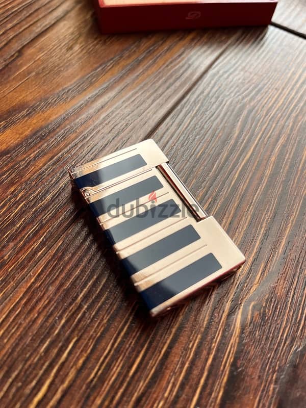 DuPont vintage lighter Line 2 2