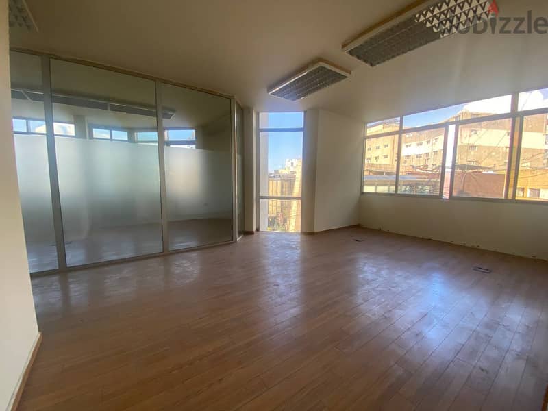 Dbayeh/ Office Ready To Move in for rent - ضبية / مكتب جاهز للإيجار 0