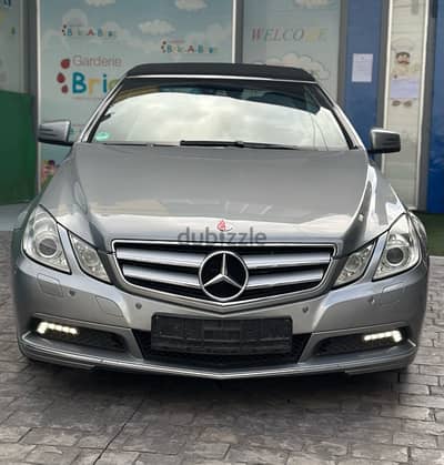 Super clean Mercedes-Benz E-Class 200 Convertible 2011 one of a kind