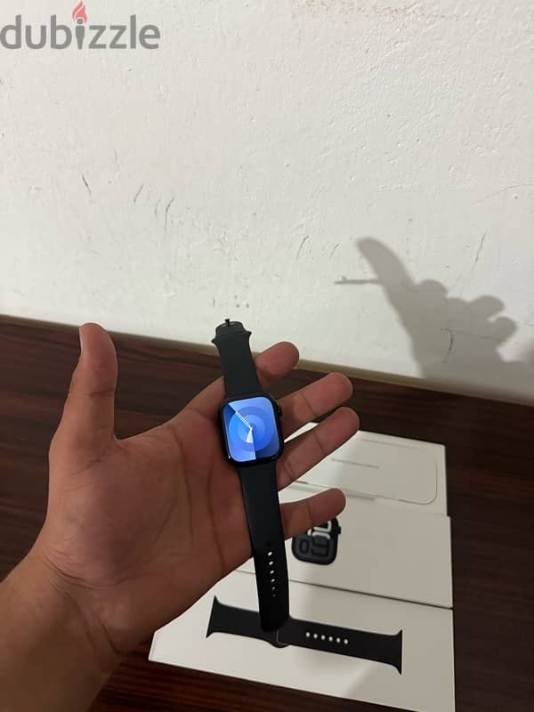 Apple Watch Series 10 42mm (Black) 1