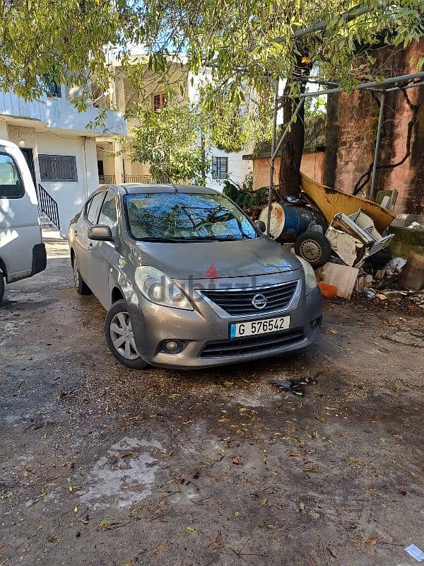 Nissan Sunny 2012 0