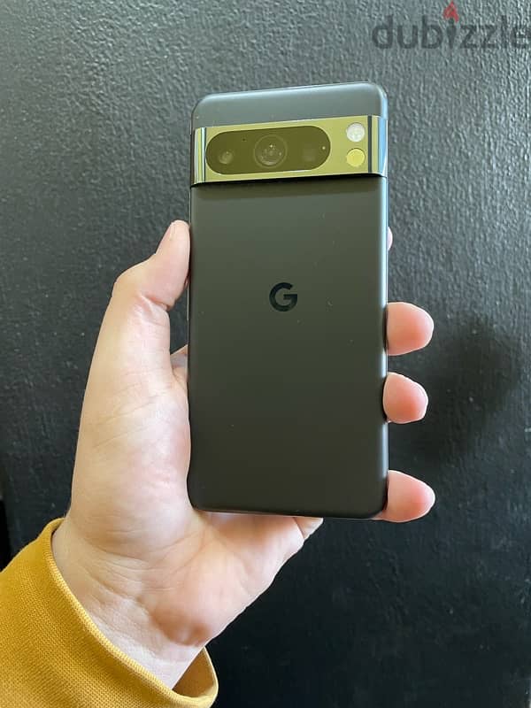 Google pixel 8 pro 1