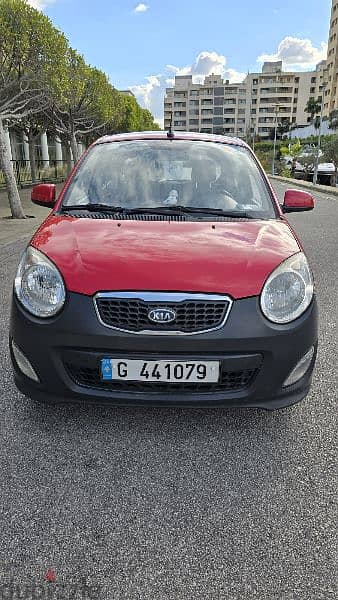 Kia Picanto 2011 very clean 0