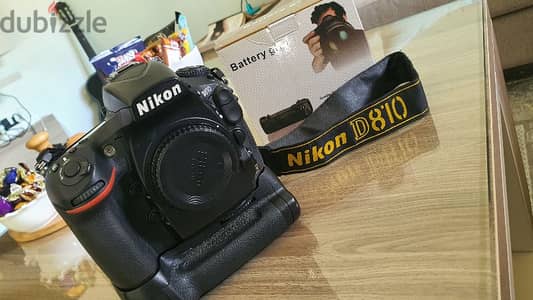 Nikon D810 body only with grip