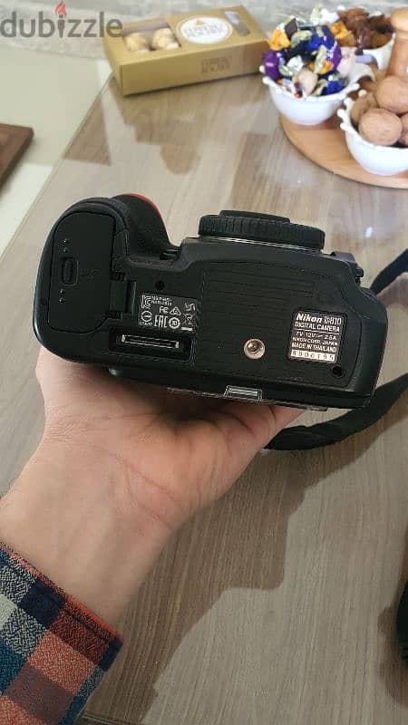 Nikon D810 body only with grip 2