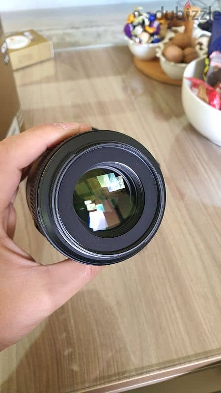 Nikon lens 105mm f 2.8 VR micro nikkor like new 5