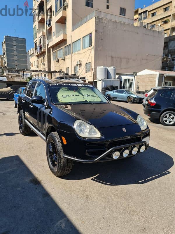 Porsche Cayenne 2004 0