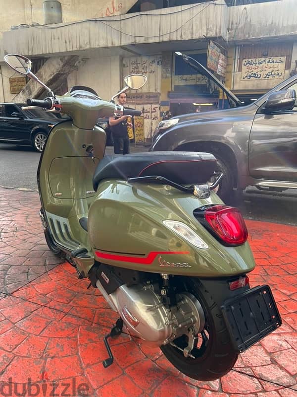 vespa sprint Notte 150 cc Italy  origin okm 5