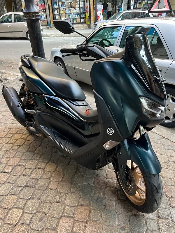 yamaha Nmax 155 cc 2023 2000$ 3