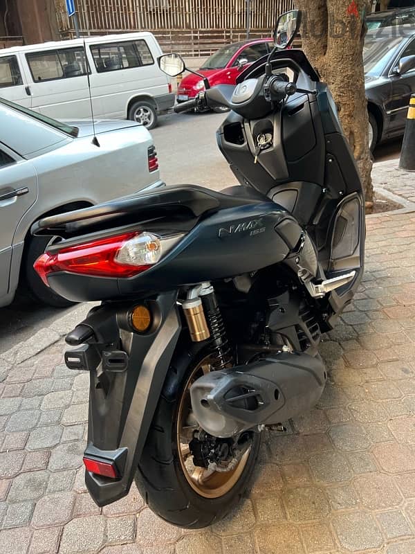 yamaha Nmax 155 cc 2023 2000$ 6