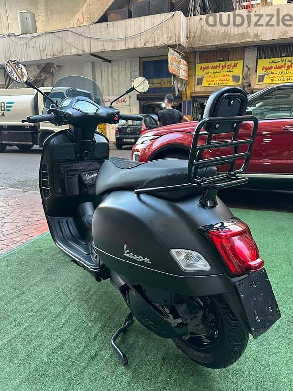 vespa GTS 300 cc super 2021 4