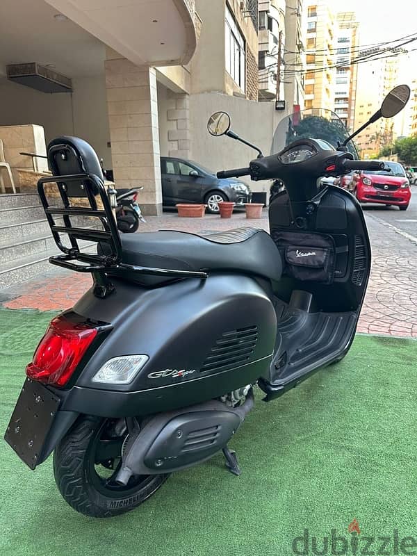 vespa GTS 300 cc super 2021 5