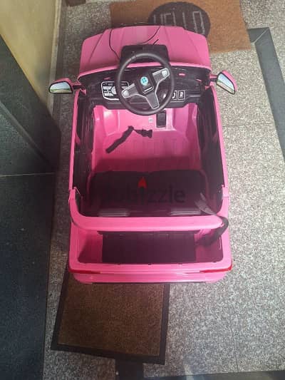 like new, girls electric car