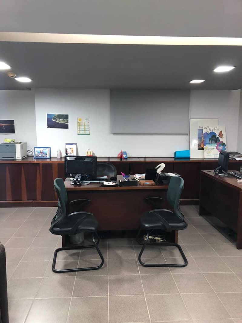 FULLY EQUIPPED OFFICE IN AIN EL MRAISSEH (110SQ) , (JNR-189) 0