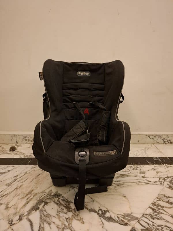 Peg-Perego Car Seat 0