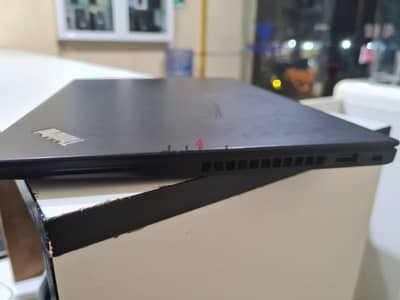 Lenovo ThinkPad t490s