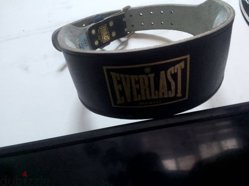 belt for body builder. an original EVERLAST brand 0