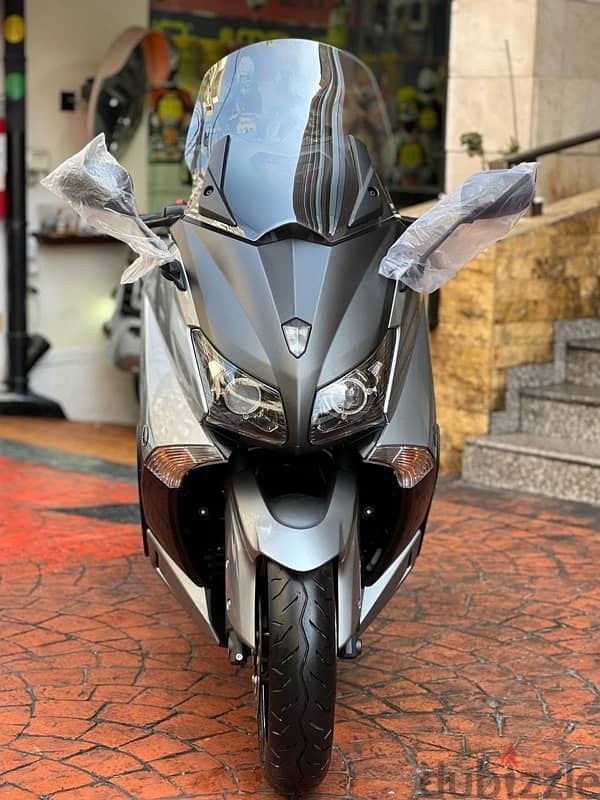 yamaha Tmax 530 low real mileage 1