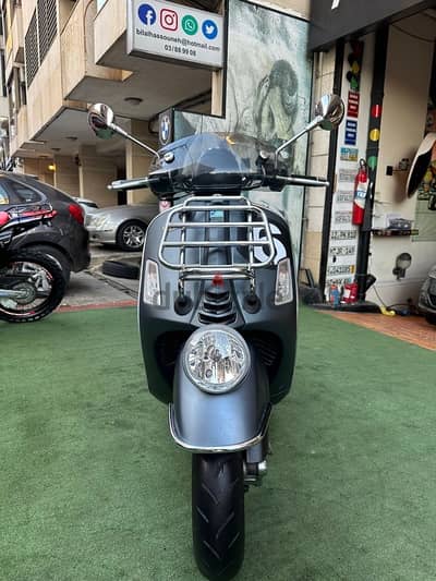 vespa Gts sei Giorni 300 cc