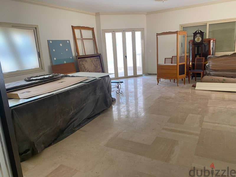 SPACIOUS APARTMENT IN MANARA / SEA VIEW (300SQ) 4 BEDS , (JNR-286) 0