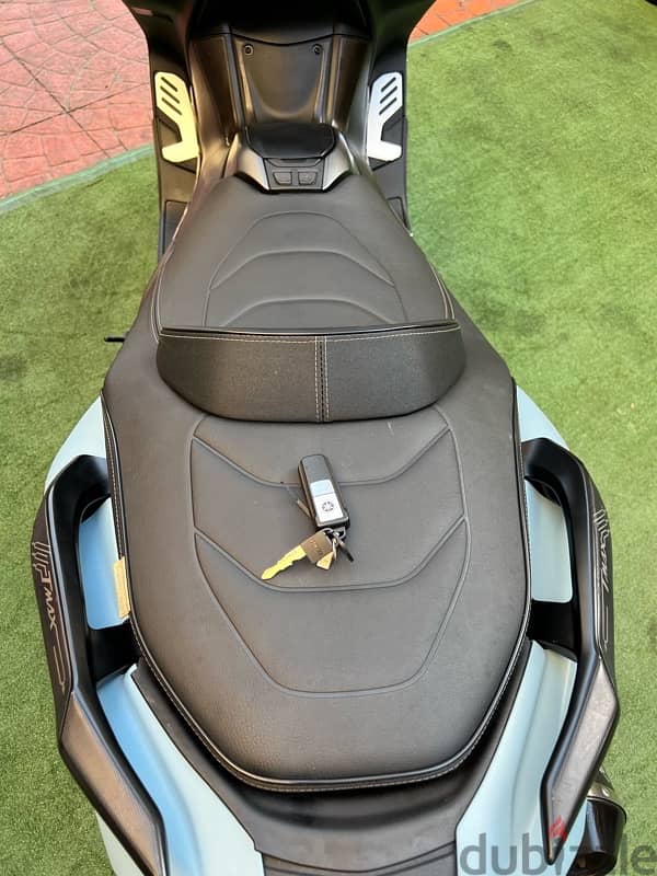 yamaha Tmax 560 cc all aftermarket sport malossi added 6