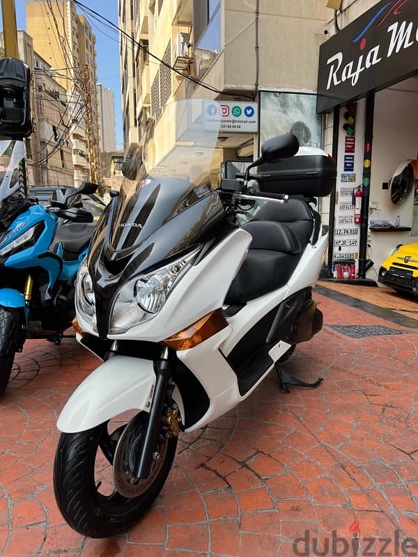 Honda Silverwing GT 600 cc Japanese معرض صك بيع 1