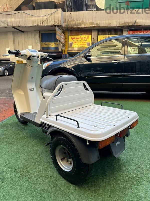 Honda GYRo Up three wheelers معرض صك بيع 3