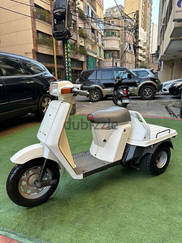 Honda GYRo Up three wheelers معرض صك بيع 6