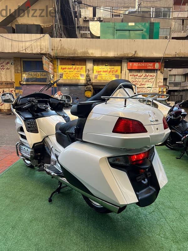 Honda Goldwing 1800 cc Japanese معرض صك بيع 3