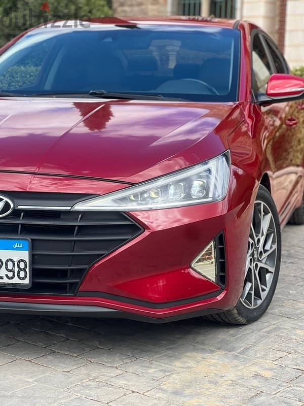 Hyundai Elantra 2019 0