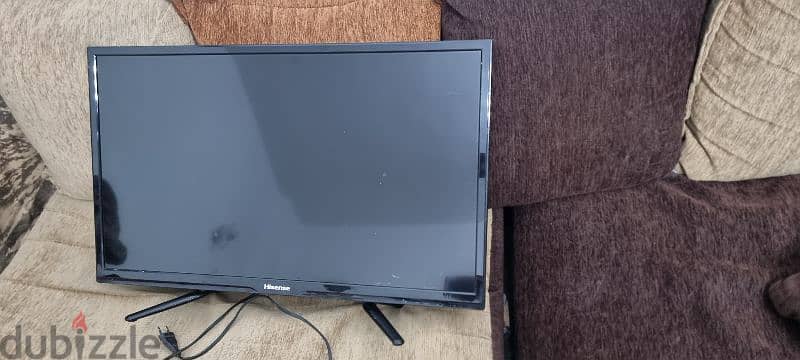 tv 32" used super clean 0