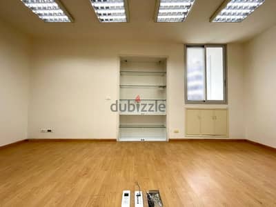 JH24-3738 Office 100m2 for rent in Gemmayzeh, $ 950 cash