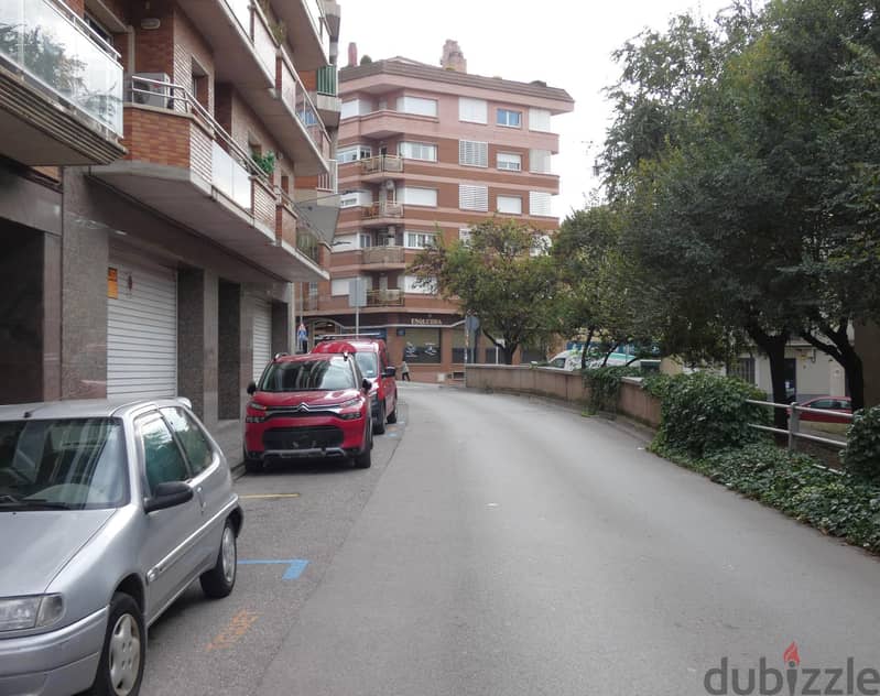 Spain Commercial shop in Manresa Barcelona prime location PR-00283 0