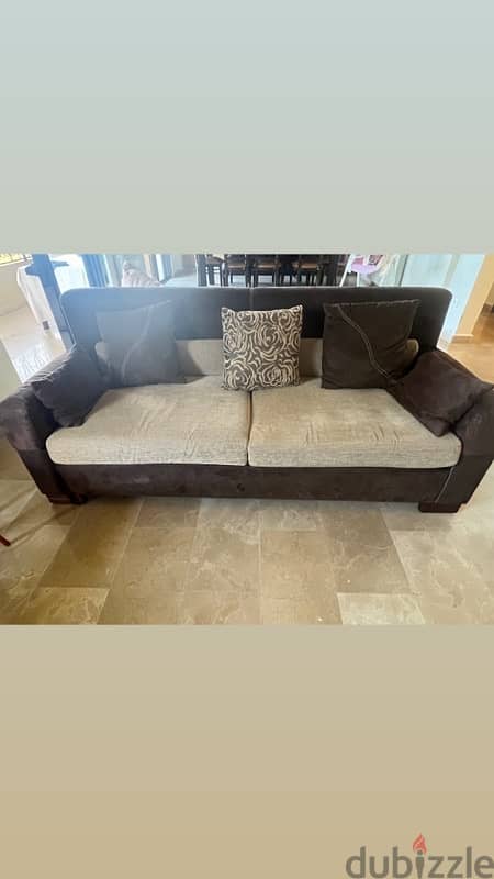 very good condition, used living room 0