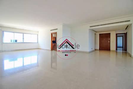 Sea View Deluxe Apartment for sale in Rawche