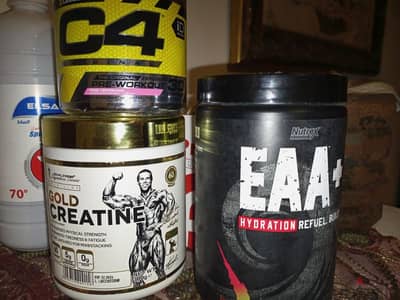 Creatine-EAA-C4 pre workout