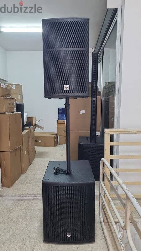 speakers. 03 488183 4