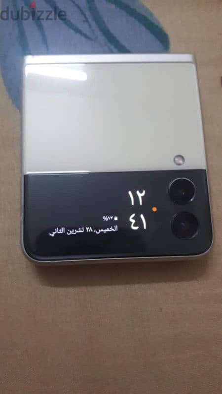 samsung flip 3 5G اقراء الوصف بيع او تبديل 1