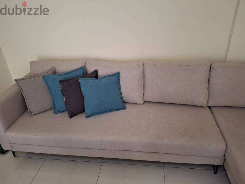 L Corner living room sofa 1