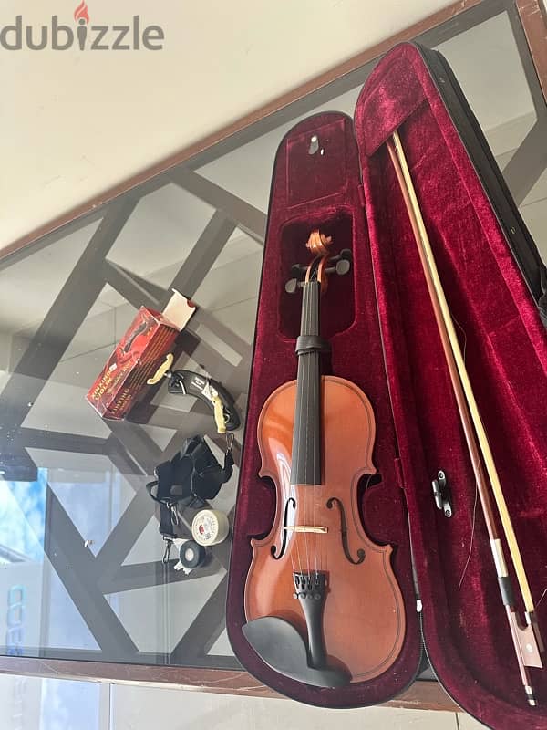 violin for sale with violin shoulder rest and all its original stuff 7