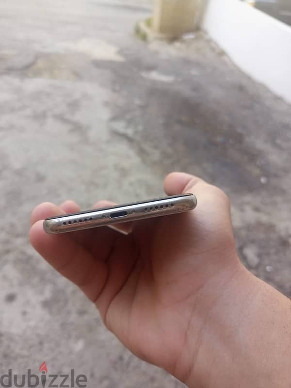 iphone x64gb 4