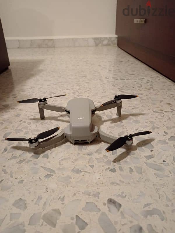 Drone DJI mini 2 SE fly more combo with all accessories 2