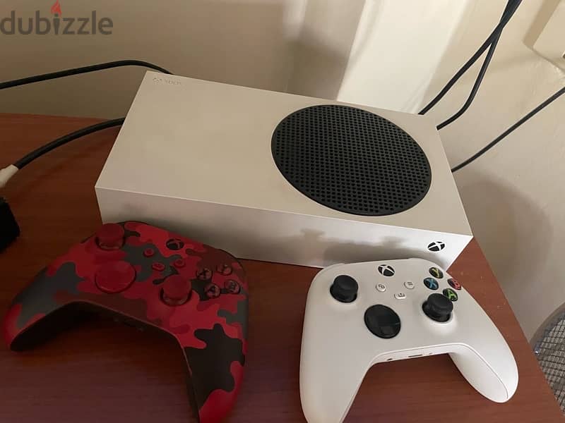 xbox series s with special edition controller 1