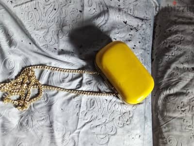 yellow handbag