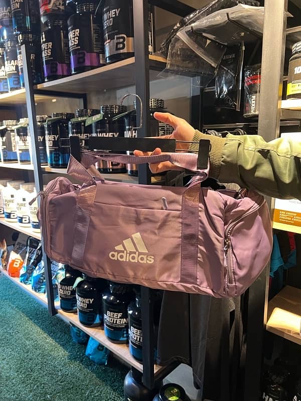 Gym bags شنطة نادي 4